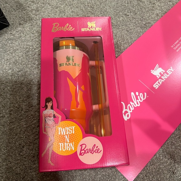 Barbie Stanley 40oz - Picture 3 of 5